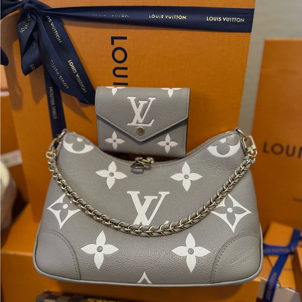 Louis Vuitton Gray Monogram Shoulder Bag